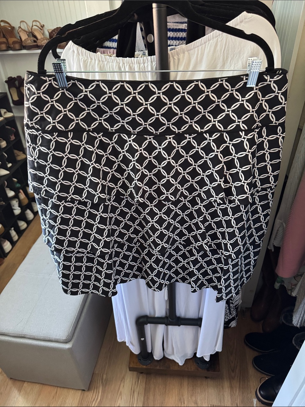 NWT White House Black Market Ruffled Tiered Skirt Sz16